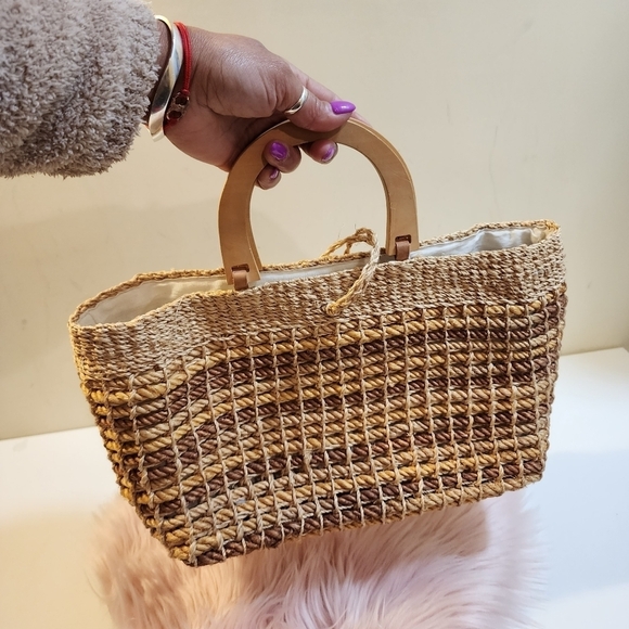 Talbots straw bag - Picture 4 of 8